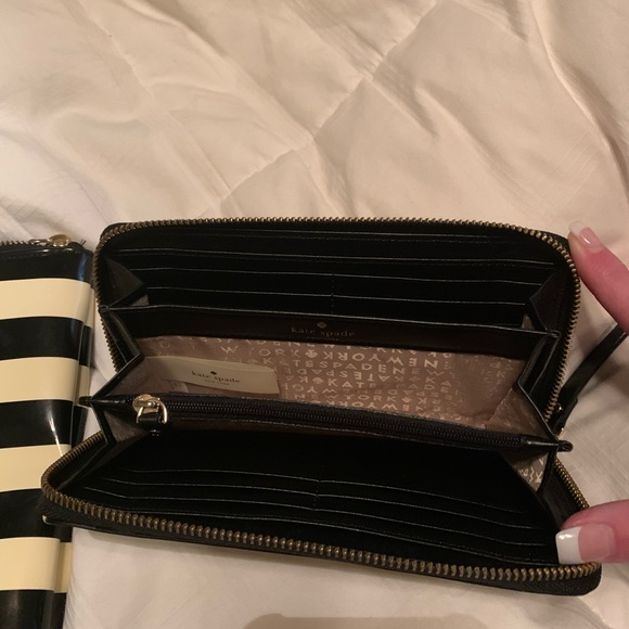 Kate Spade Tote & Wallet - Picture 2 of 4